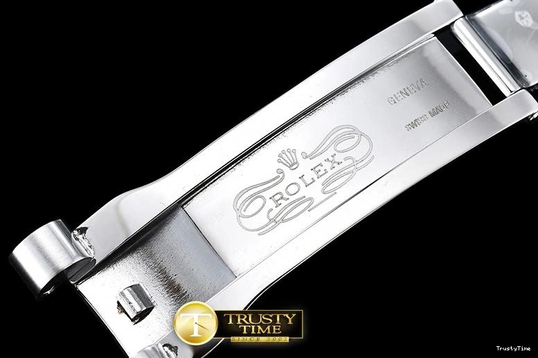 1014 RDD0215D – DayDate 36mm Chic 687